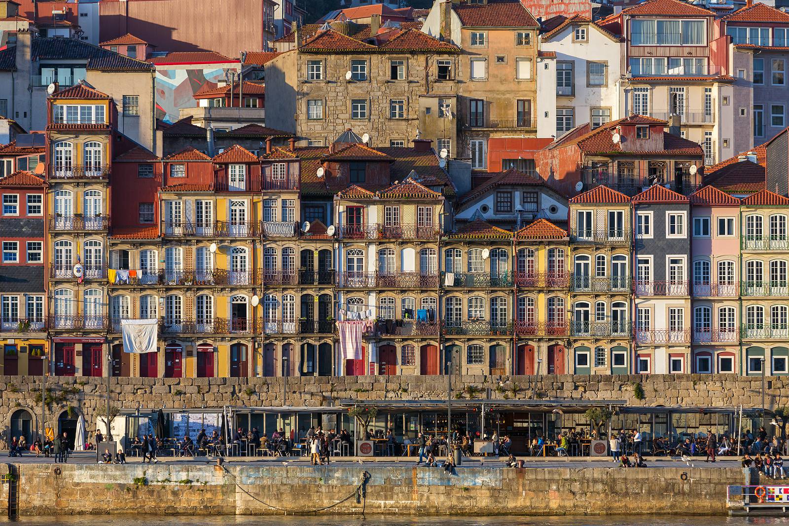 Emigreren naar Portugal? Euromovers helpt!
